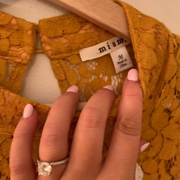 Miami Dress size Medium - Picture 3 of 4